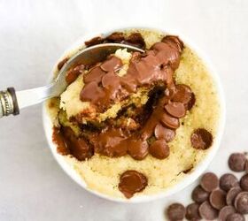 Satisfy your midnight cravings in literally 6 minutes with this recipe