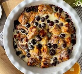 Stuff Pillsbury Cinnamon Rolls with these 3 ingredients for a delicious & genius dessert