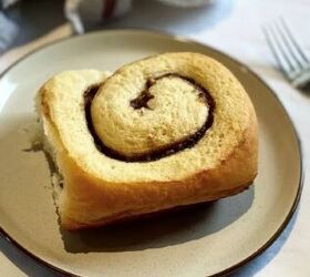 These cinnamon buns are unbelievably pillowy & pretty easy to make